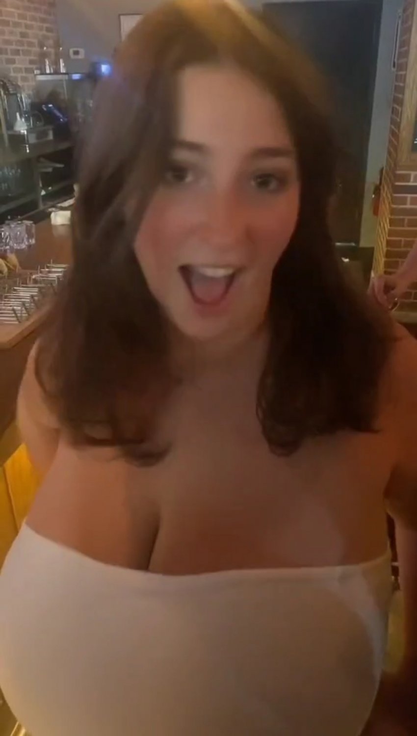 S@mmy's Massive Tits V #RzKbE3ZC