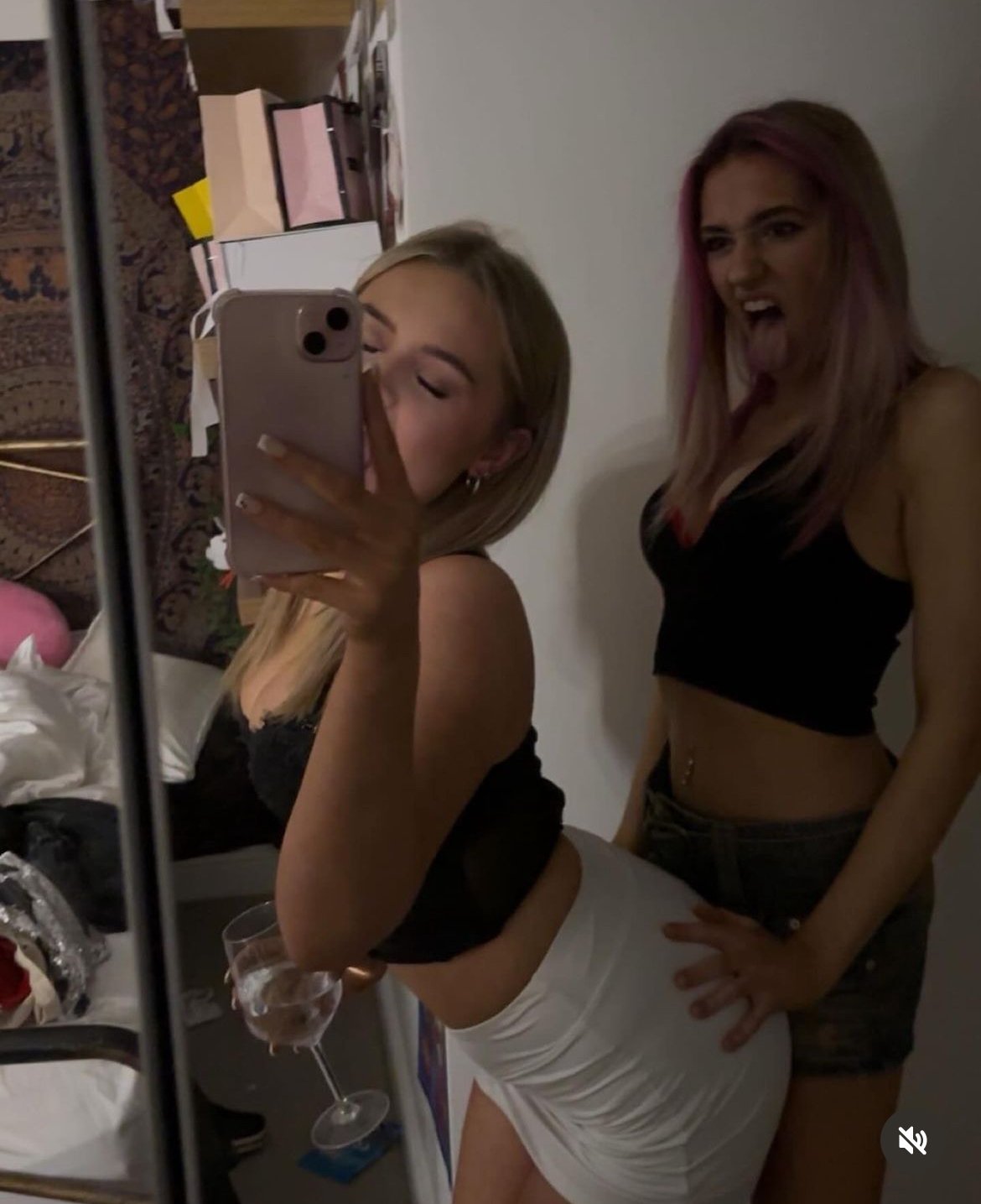 Collection of random British Teens #So4hYdEw