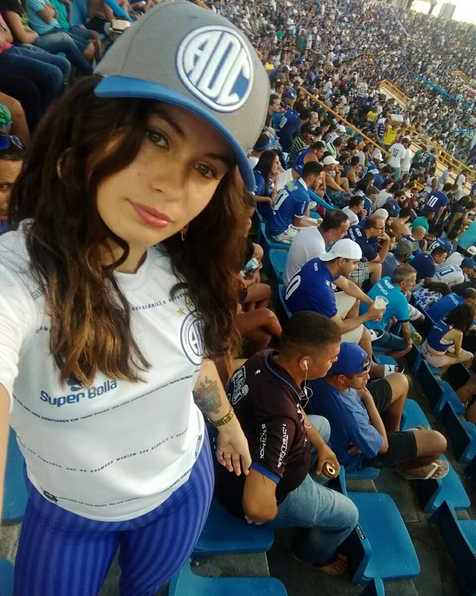 Francielle Rodrigues - Barbie Loirinhaoficial #DoGLhpae