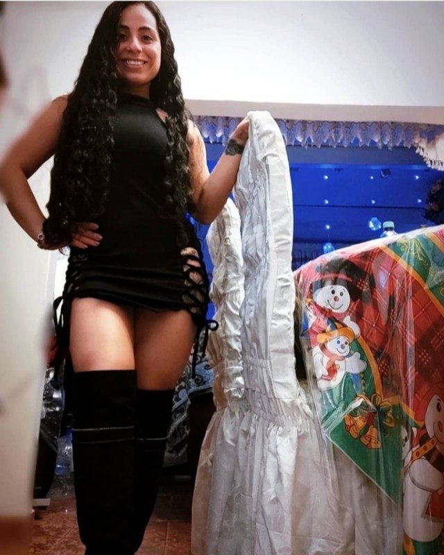 Maestra para los hijos. Puta para los padres #dLBbS3OO