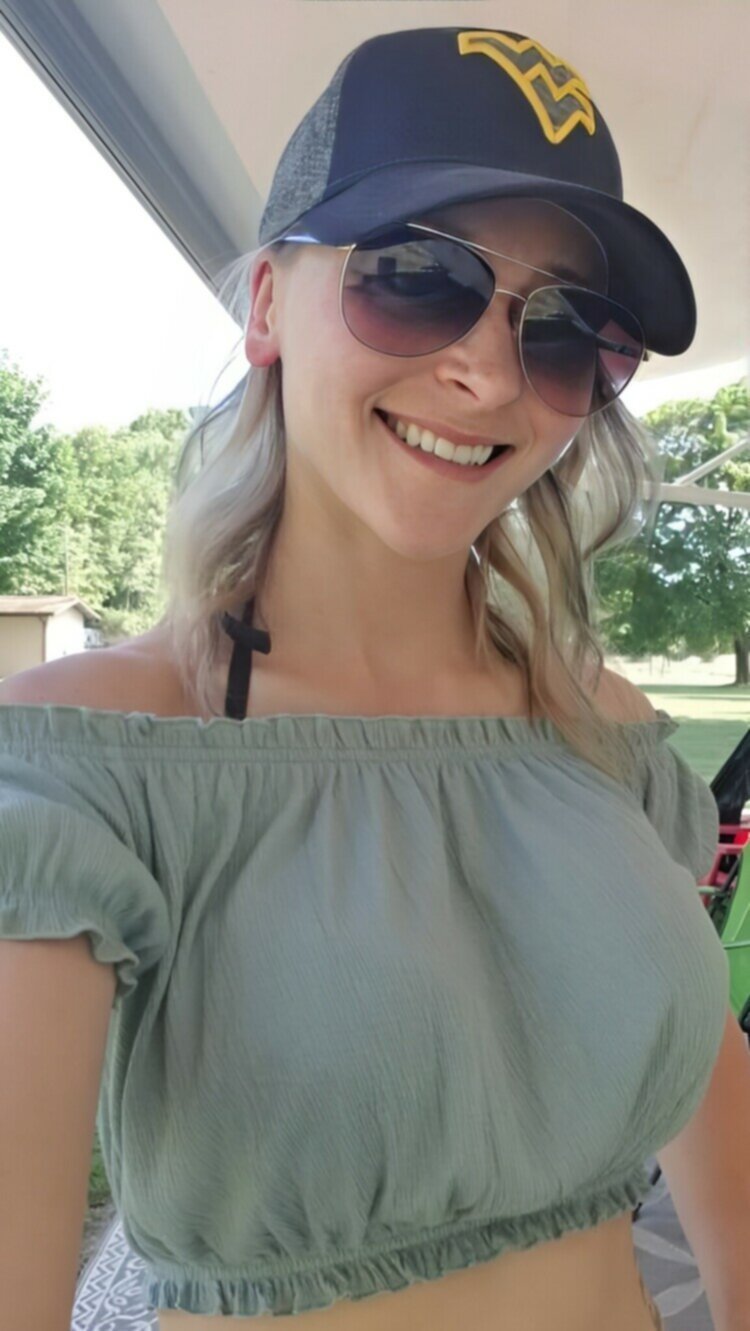 Mountaineer beauty #Gn4bzxBr