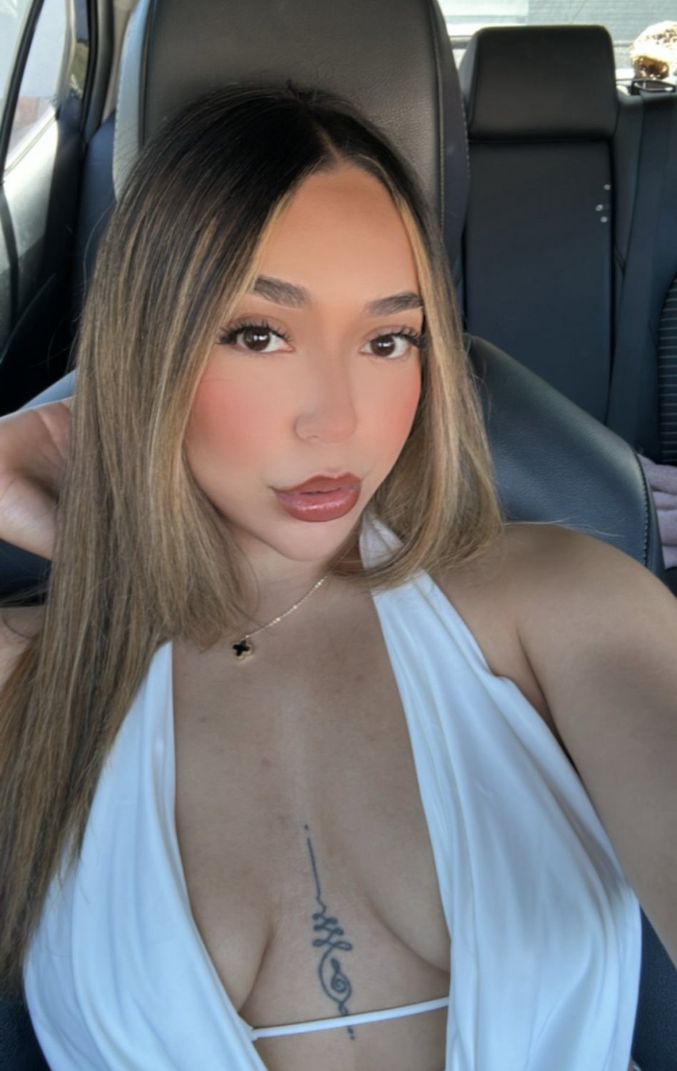 We found our thick petite latina coworkers secret 0F. This worthless slut deserves a cum tribute #VGFWijTI