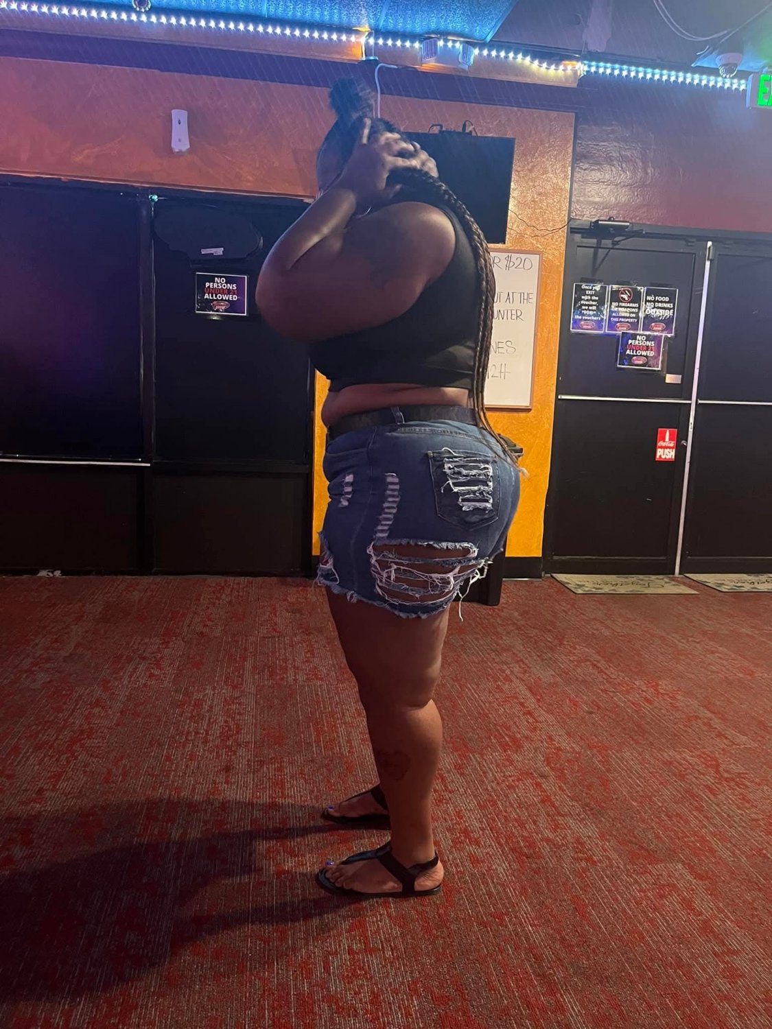 Thick Round Booty Ebony Milf. Her Shit Look So Good, I Would Not Pull Out 126 #dZHBbQ65