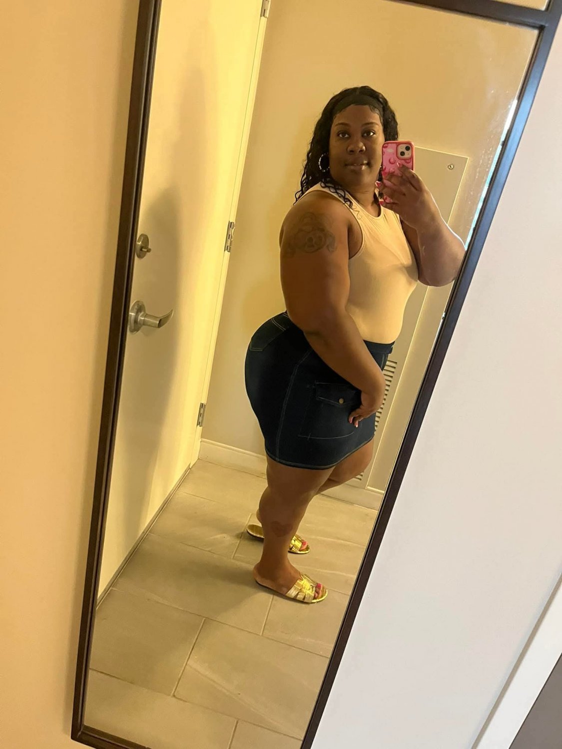 Thick Round Booty Ebony Milf. Her Shit Look So Good, I Would Not Pull Out 126 #q3KEDpA2