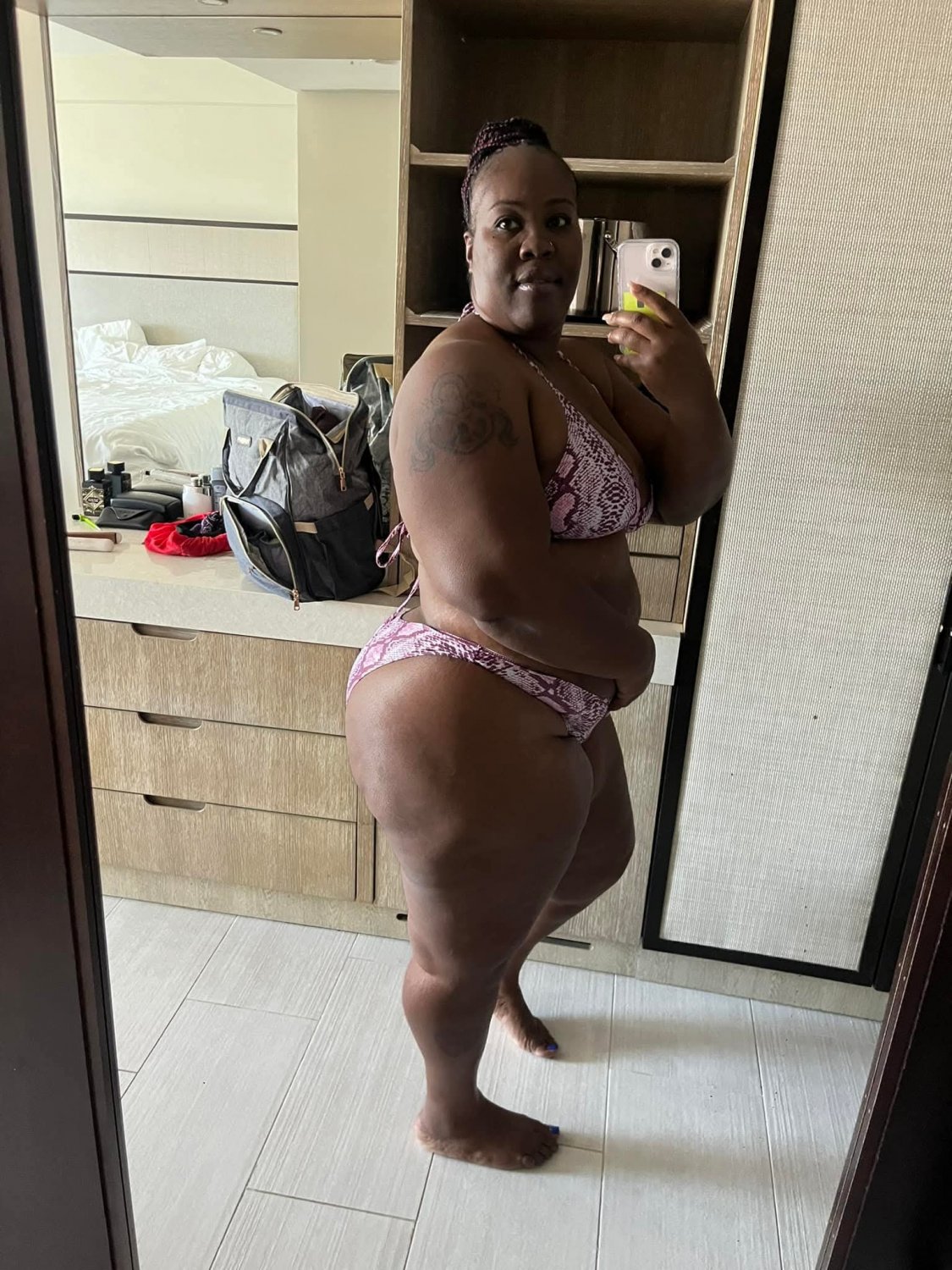 Thick Round Booty Ebony Milf. Her Shit Look So Good, I Would Not Pull Out 126 #qolfND9X