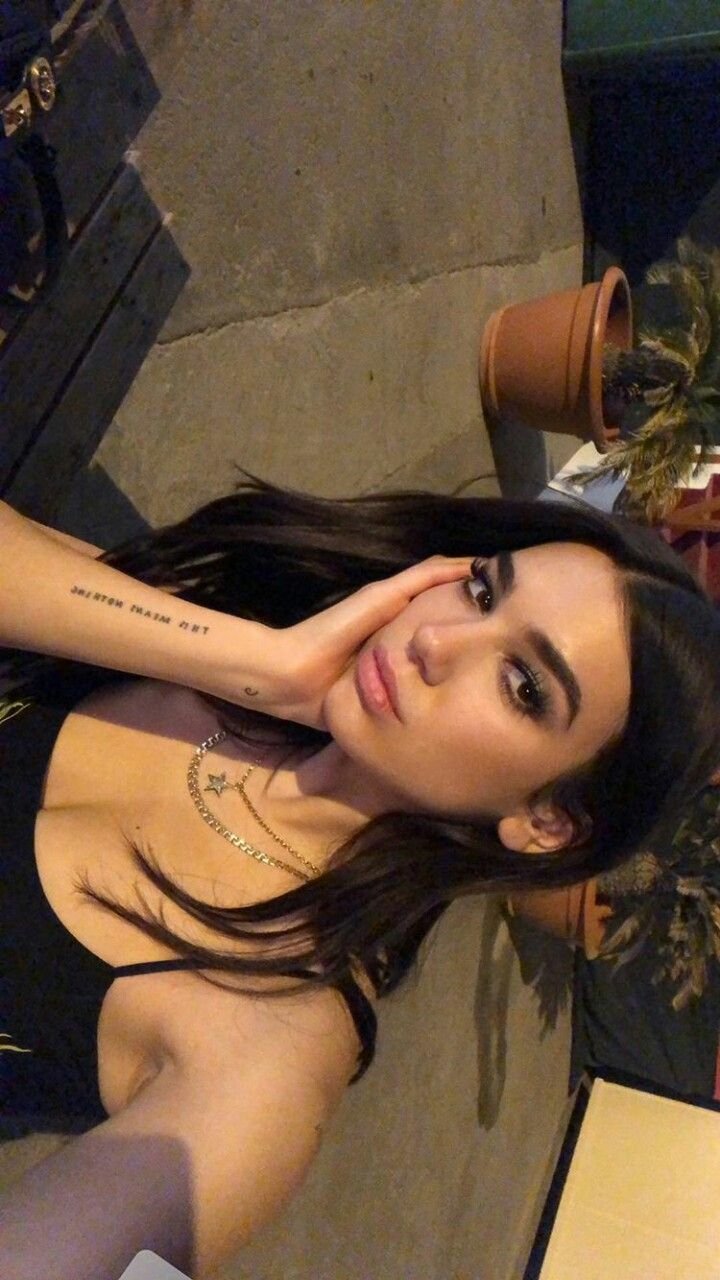 British Celebrity Dua Lipa Bikini UK Slag #P9z880uM