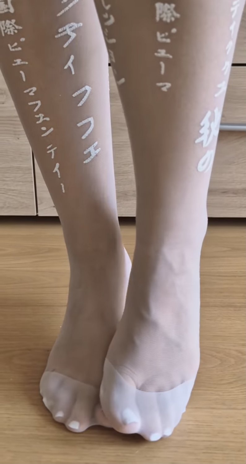 Stinky Nylon Feet 182 #EbM6jKG4