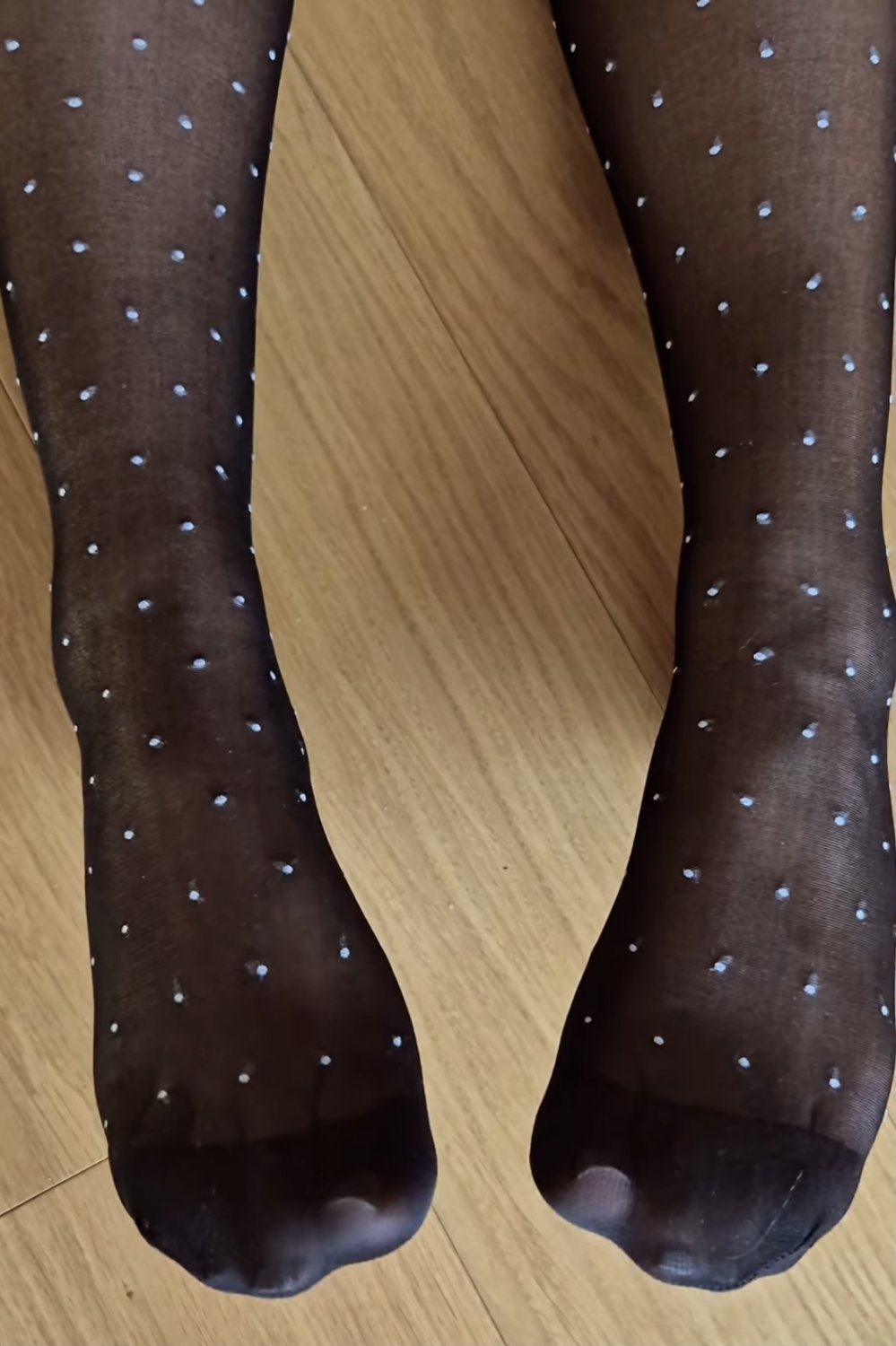 Stinky Nylon Feet 182 #JIpCcoMW