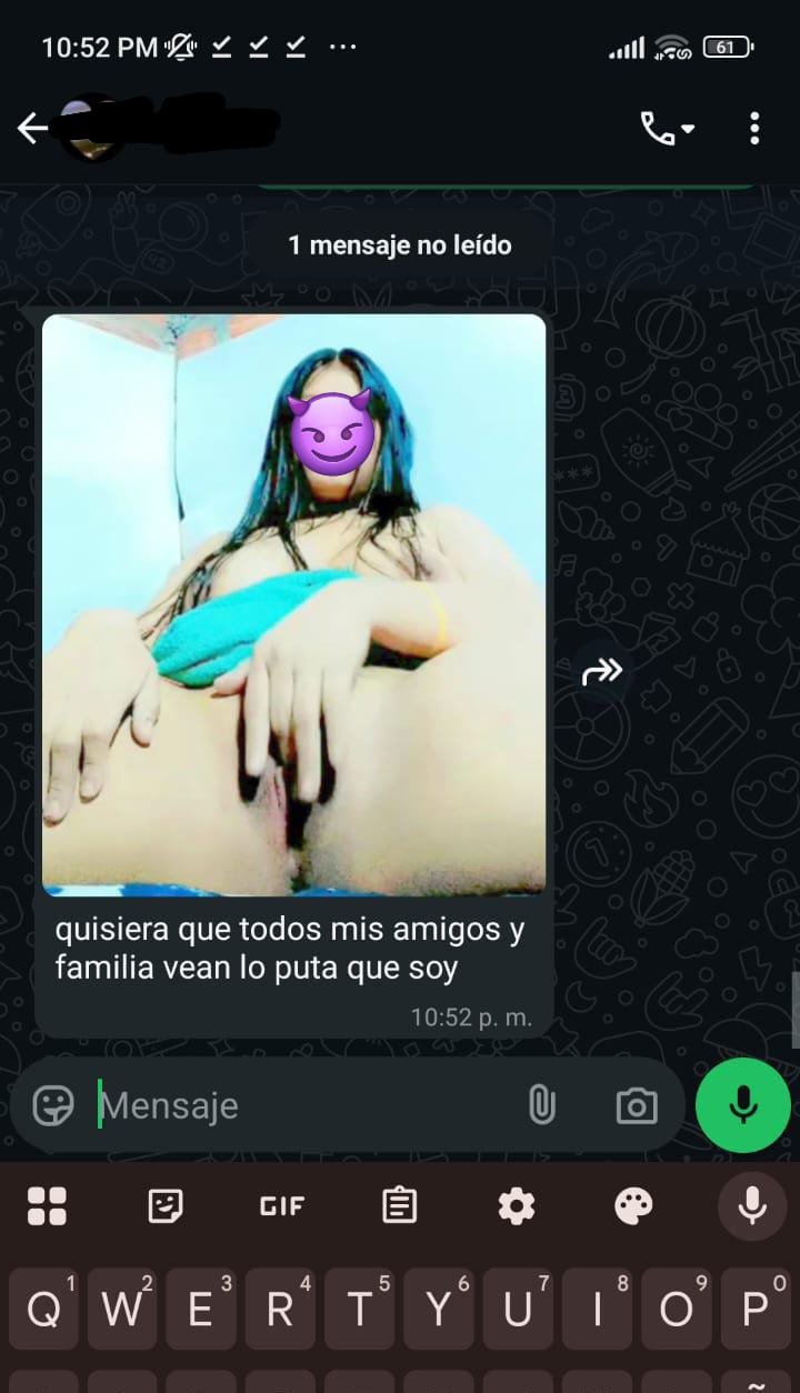 Puta humillada chat #ZLINTC1t