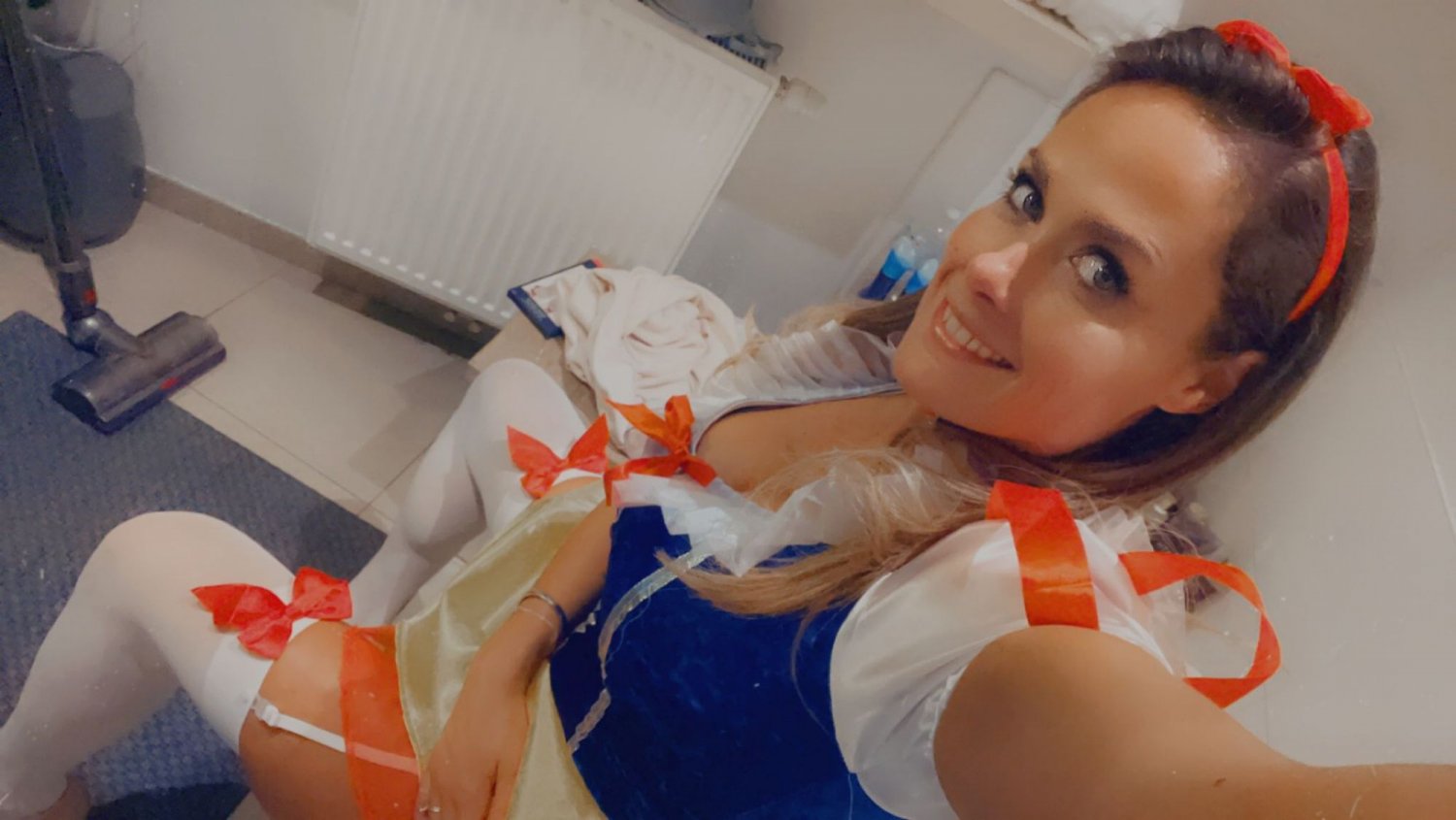 Amateur Belgian slutwife Yuliette and her adventures (UPDATED) #tda8cOTR