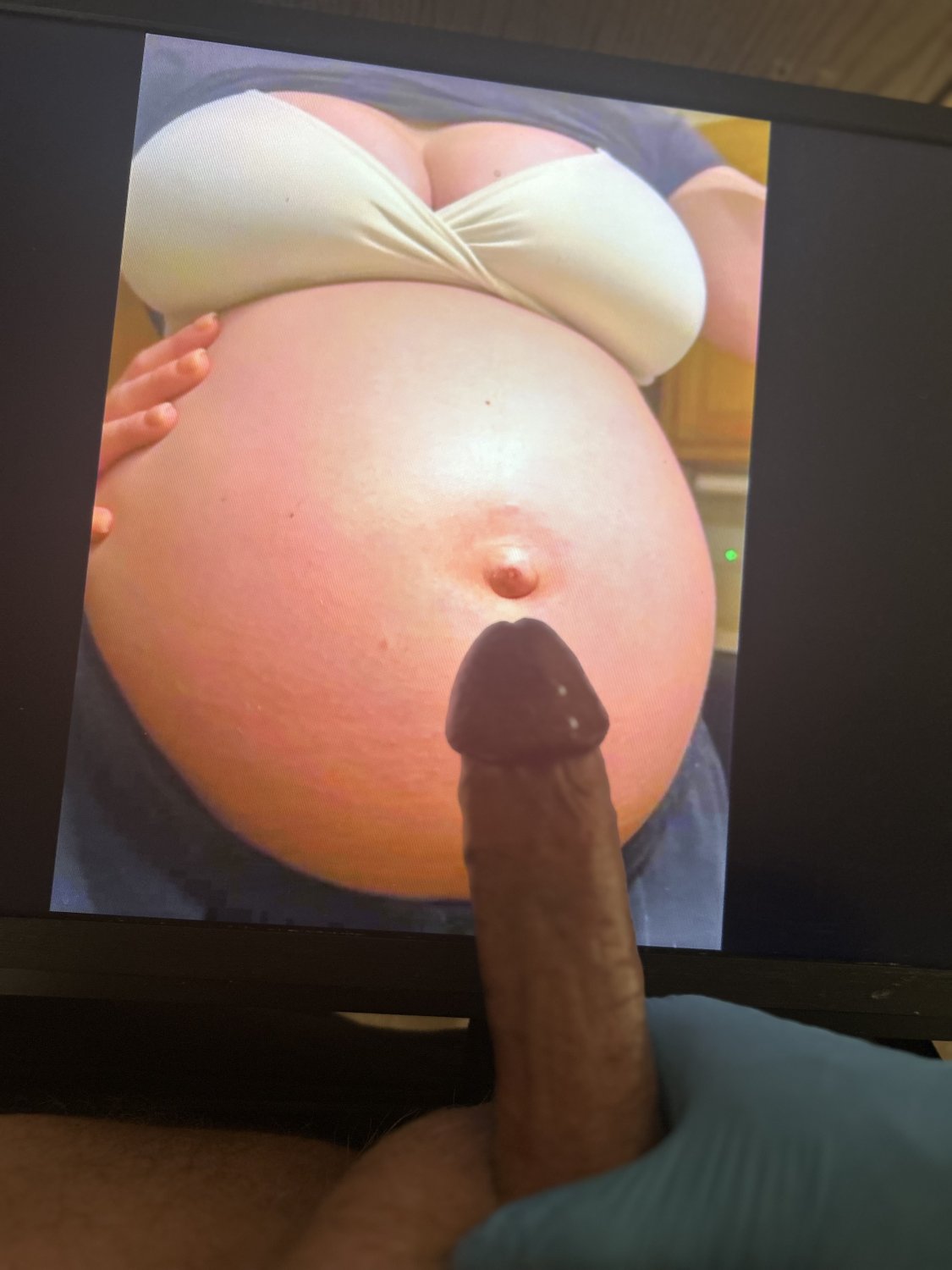 26f Pregnant cock tribute #JSuJgXoI